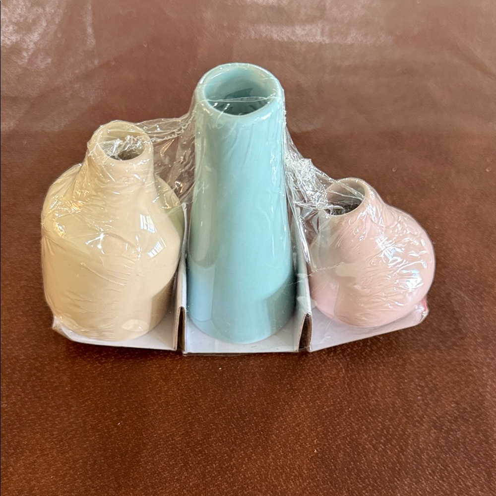 Set of 3 Pastel Ceramic Bud Vases - Cream, Blue, Pink